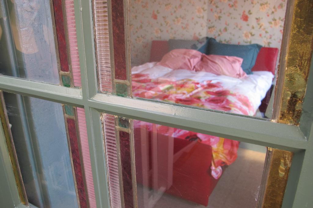 Wild Roses Bed & Breakfast Amsterdam Dış mekan fotoğraf